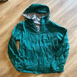Men’s Uniqlo Rain Jacket - US M